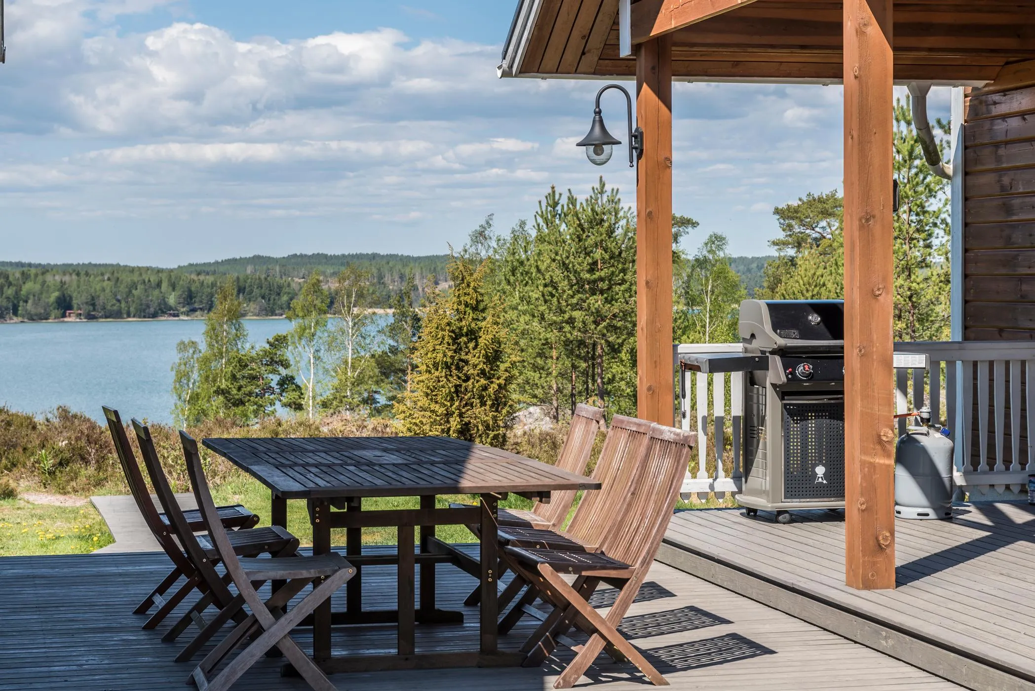 Villa Maakotka – mökki ulkoa 7