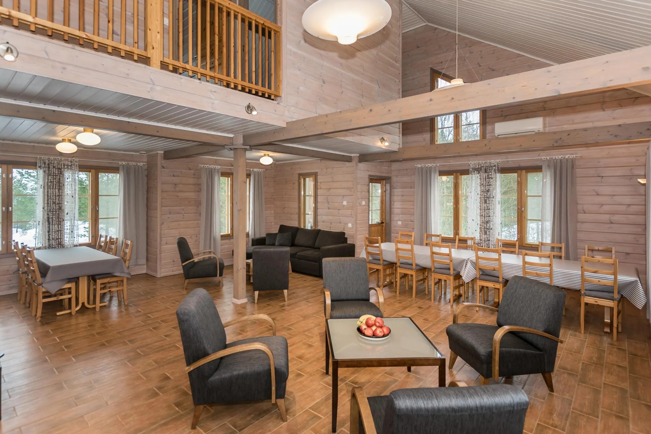 Villa Maakotka – oleskelu ja keittiö 1
