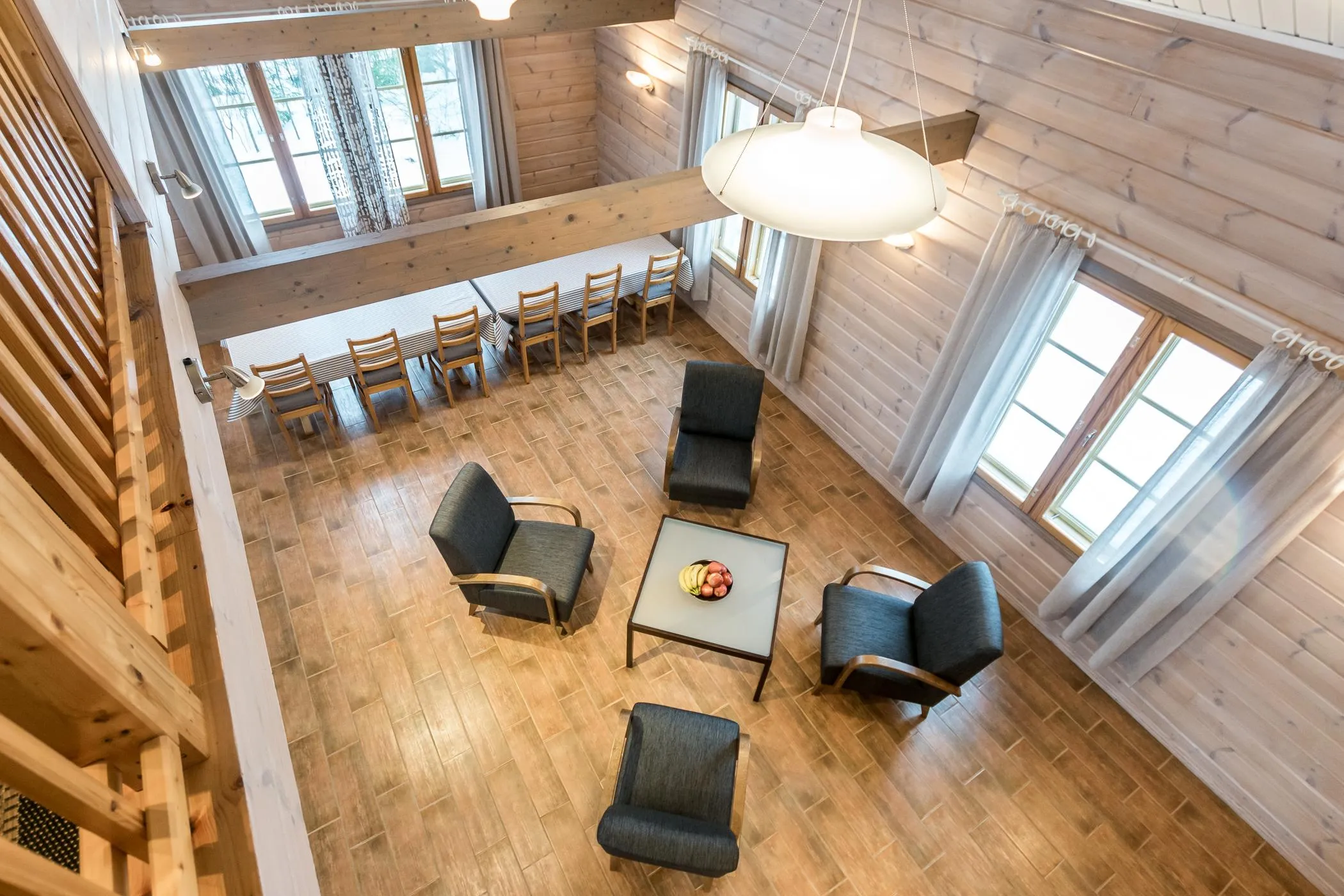 Villa Maakotka – oleskelu ja keittiö 2