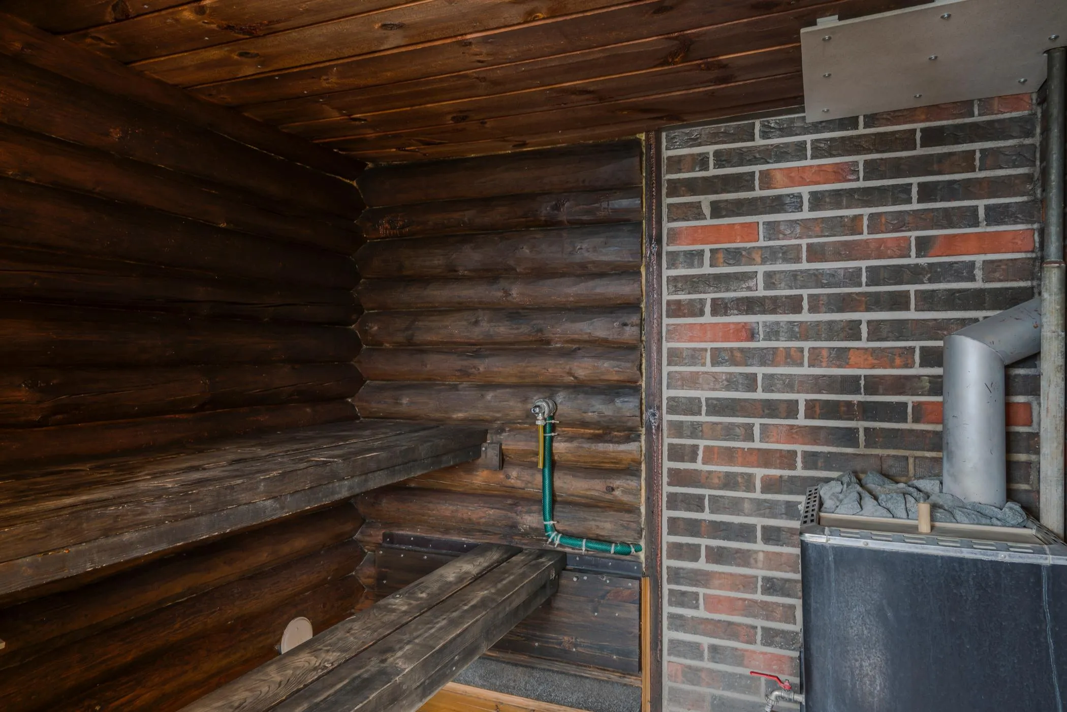 Kotkanpesä – sauna ja pesutilat 1