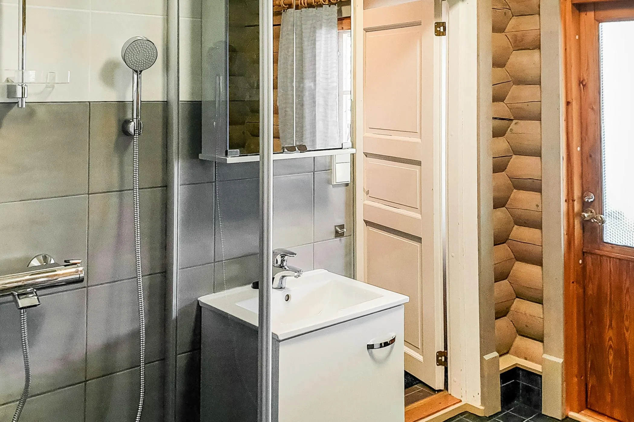 Merimetso – sauna ja pesutilat 5